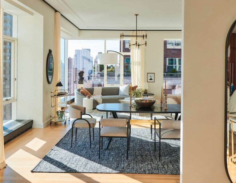 Meridian Collection Dining / Living